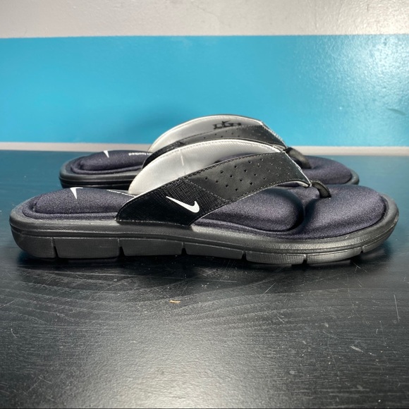 nike comfort footbed flip flops